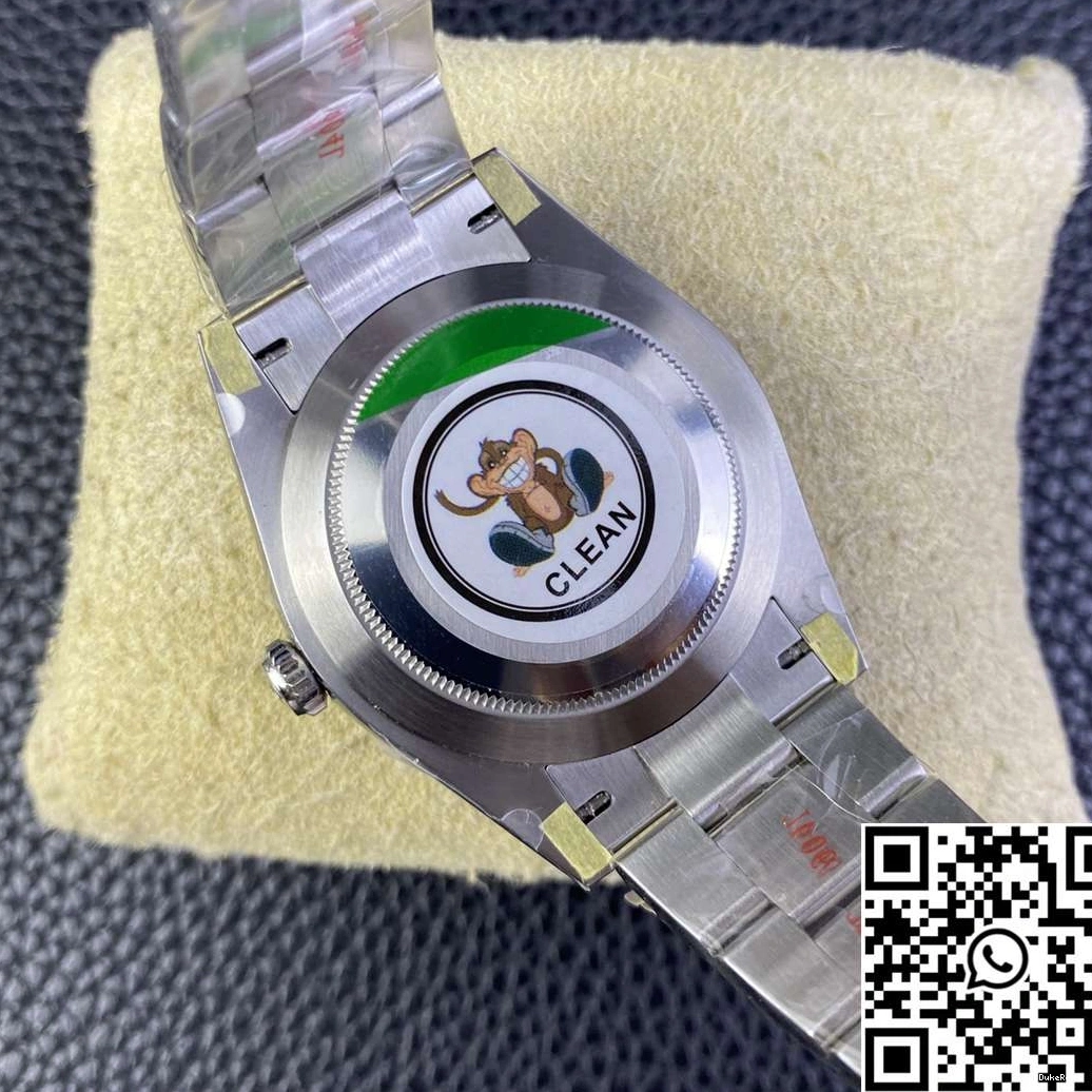 Rolex Clean Oyster Dial Factory Silver 41MM M124300-0001 Perpetual 0409